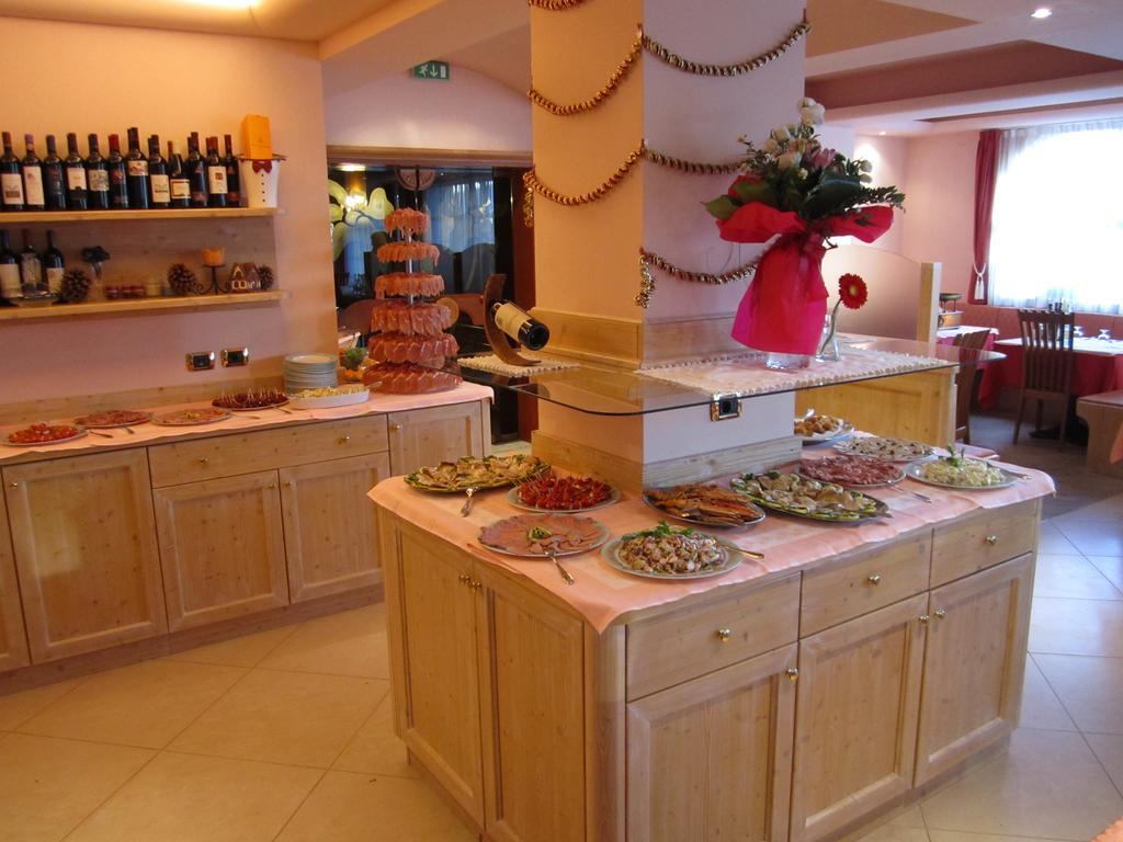 Hotel Rosalpina فولاريا المظهر الخارجي الصورة