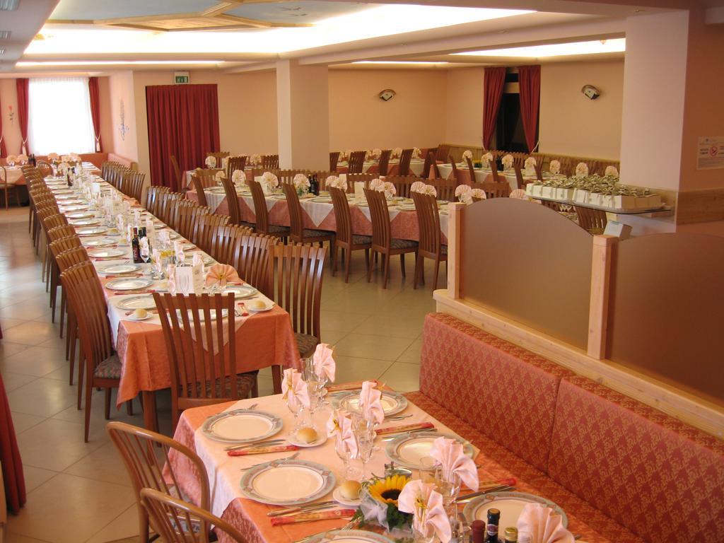 Hotel Rosalpina فولاريا المظهر الخارجي الصورة